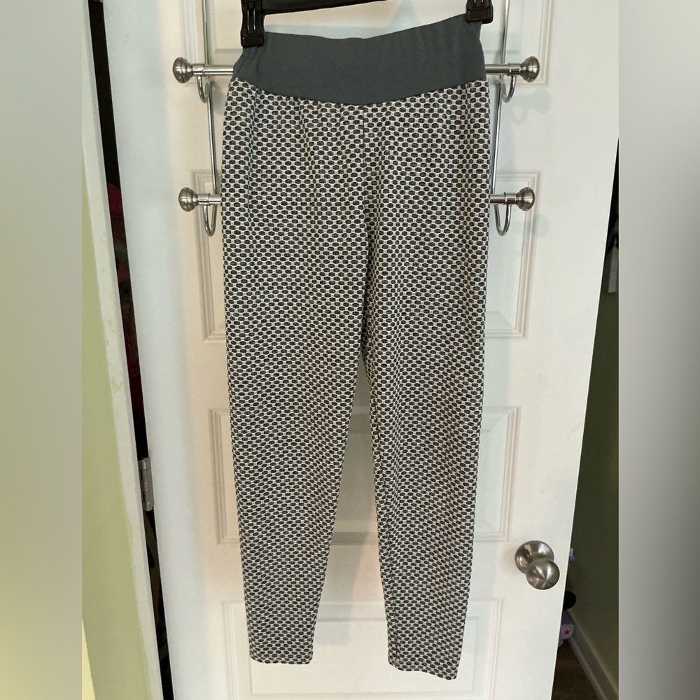 Geometric Grey and White Slim-Fit Leggings